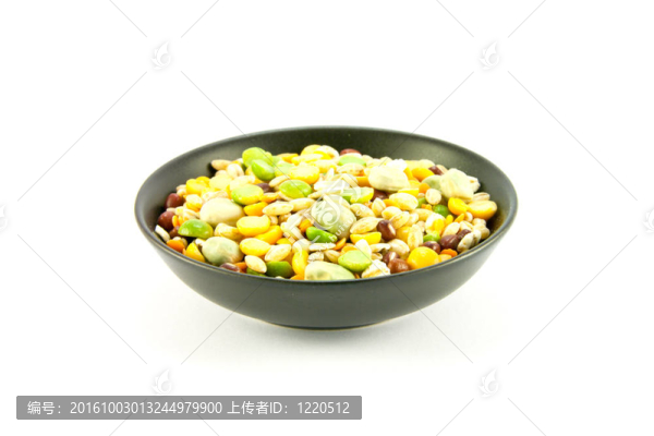 小黑碗里的湯