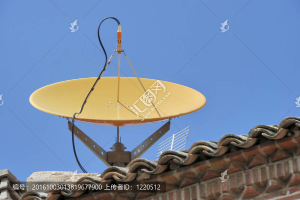 衛(wèi)星天線