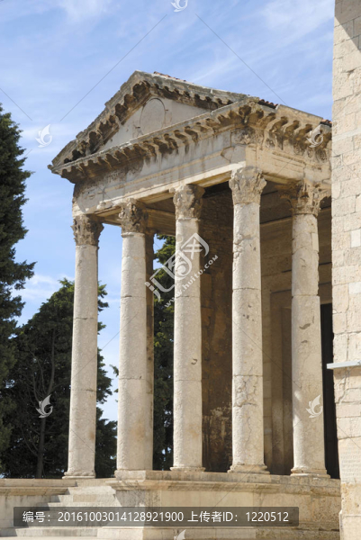 Pula,8月寺