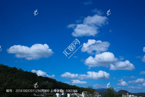 藍(lán)天白云
