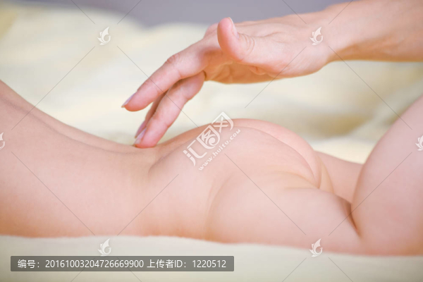 寶寶的屁股