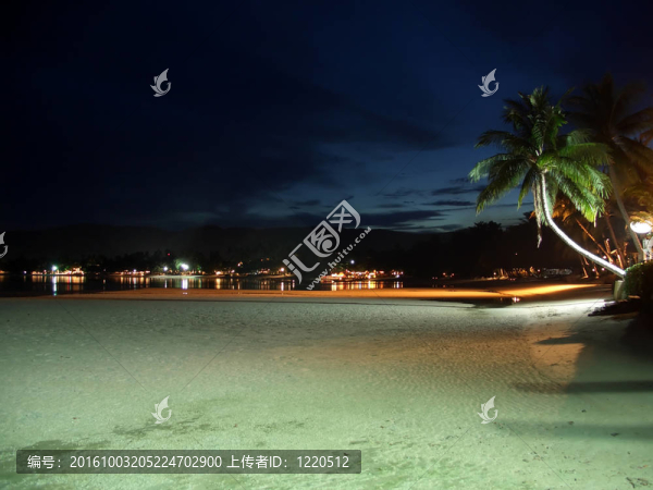 夜間熱帶海灘