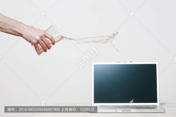 筆記本電腦的事故