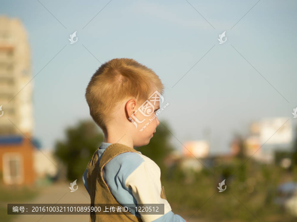 孩子