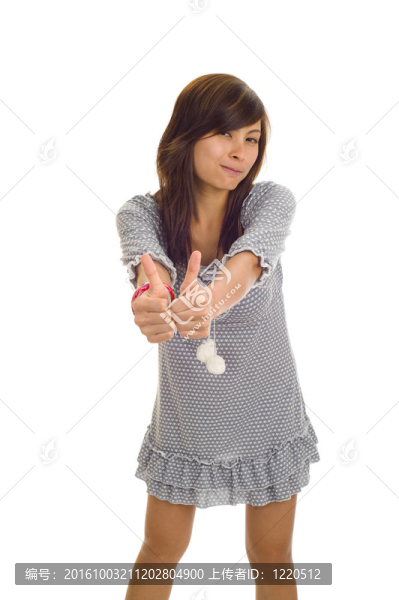 兩個(gè)豎起大拇指的女人