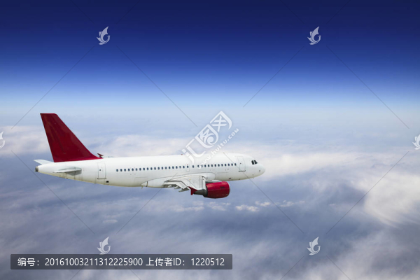 噴氣式飛機(jī)