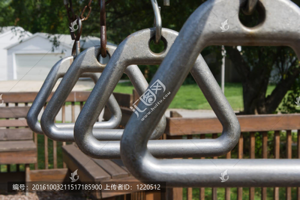 公園里的攀巖圈