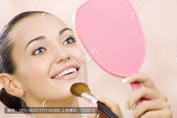 帶鏡子
