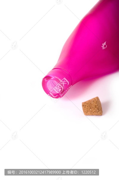 White的彩色瓶子