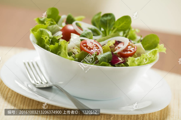 薩拉德
