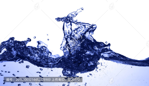 清澈的水