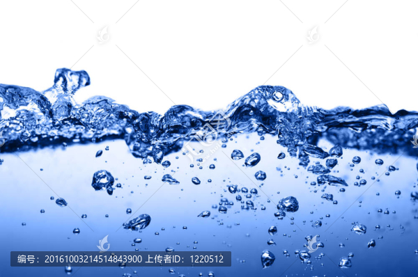 清澈的水