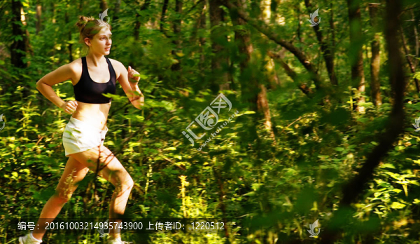 女子越野跑