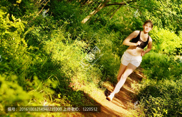 女子越野跑