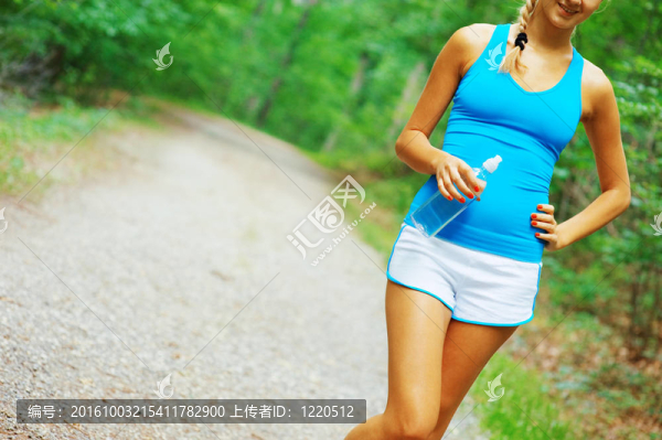 森林的路跑