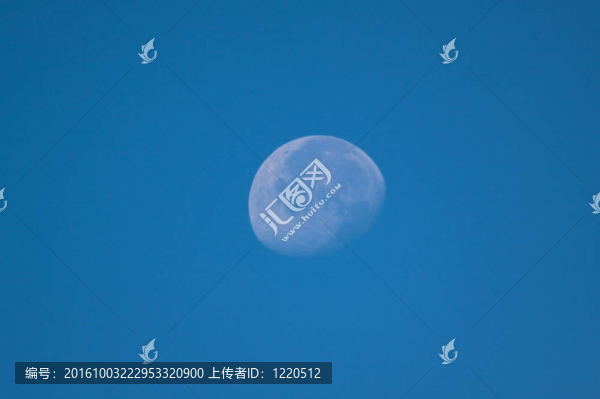 近滿月