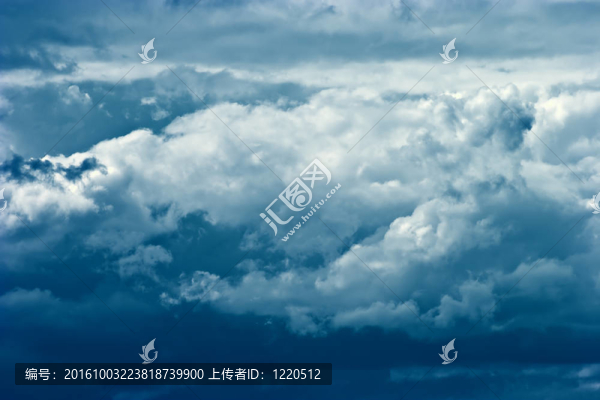 天空和云彩