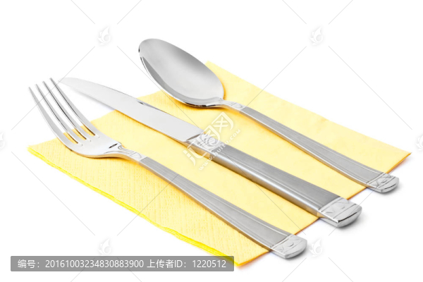 餐巾上的叉；刀和勺