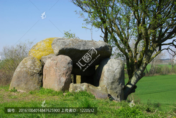 Muerow,Dolmen,02