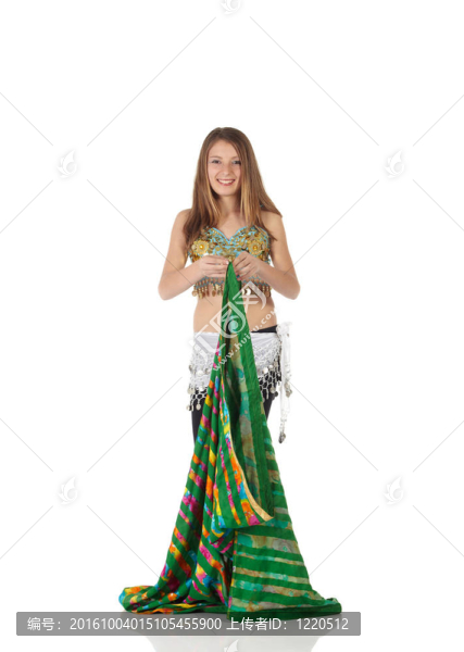 年輕的肚皮舞女孩