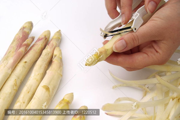 01蘆筍去皮