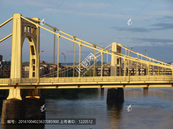 匹茲堡的雙橋