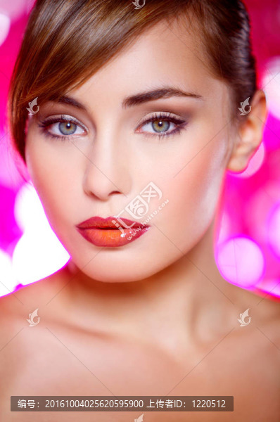 可愛的少女