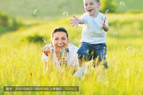 女人的孩子泡