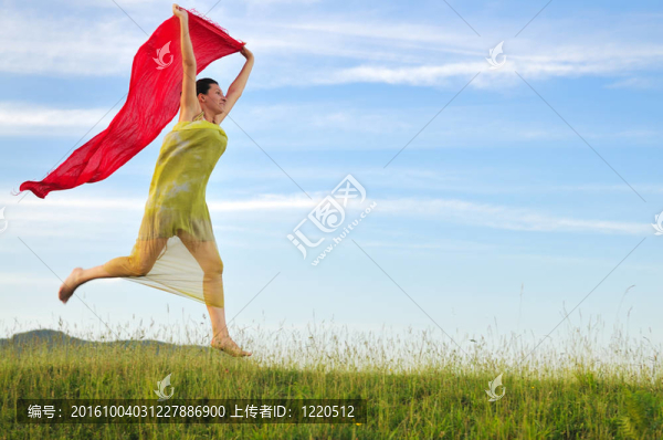 女人草甸圍巾
