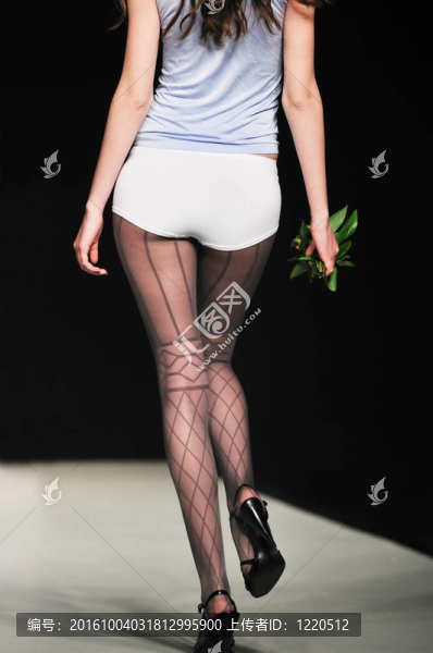 時(shí)裝秀的女人uderwear