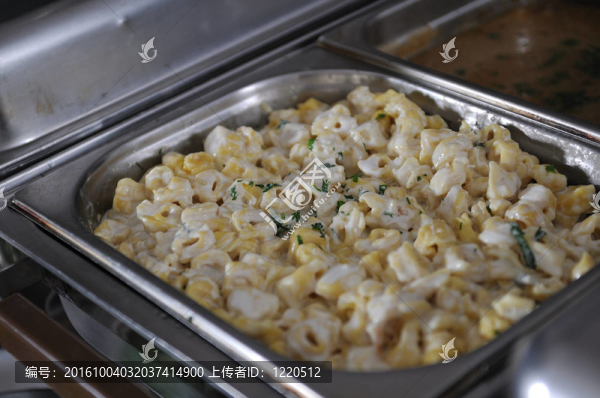 冷餐