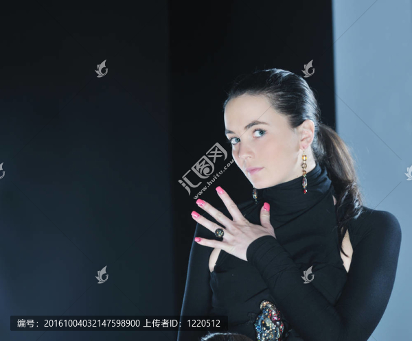 女人的時(shí)裝秀