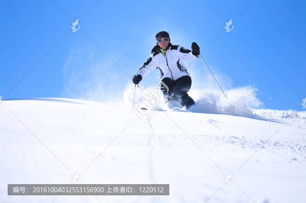 Winer女子滑雪-匯圖網(wǎng) www.fosd68.com Winer女子滑雪