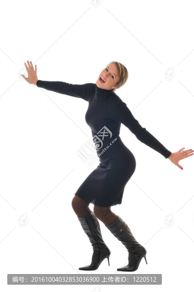 穿黑衣服的女人