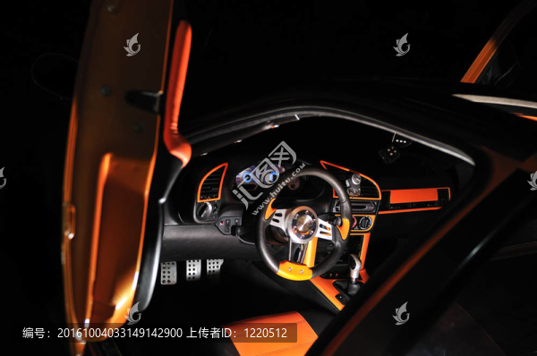 優(yōu)雅的車(chē)內(nèi)