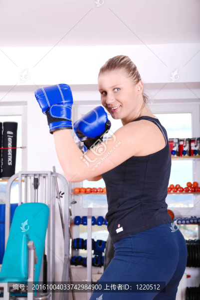 女性拳擊手。