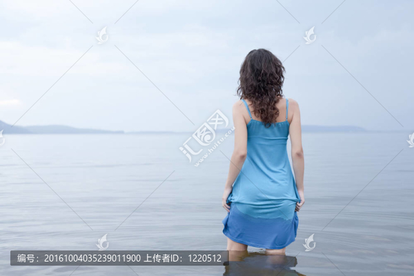 孤獨(dú)的女人