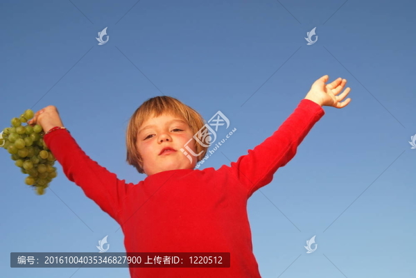 女孩與葡萄戶外