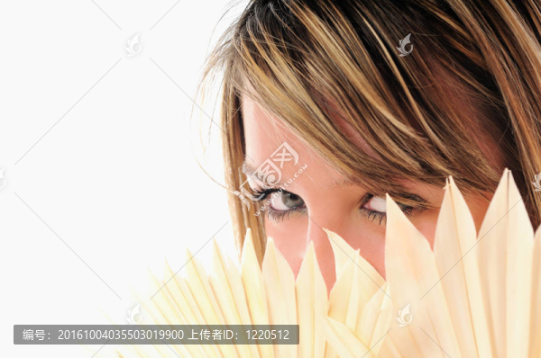 女人隔離