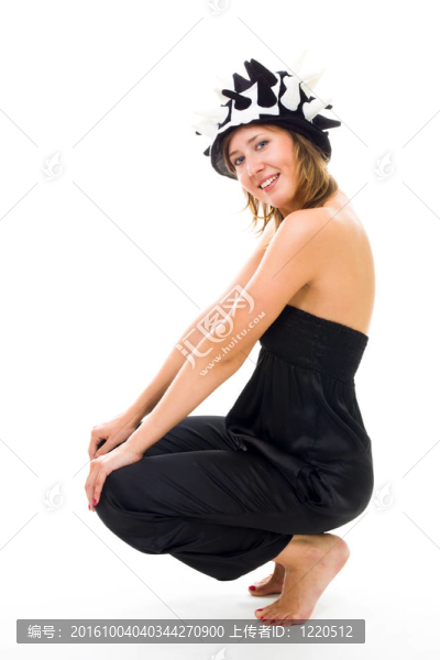 戴帽子的女人