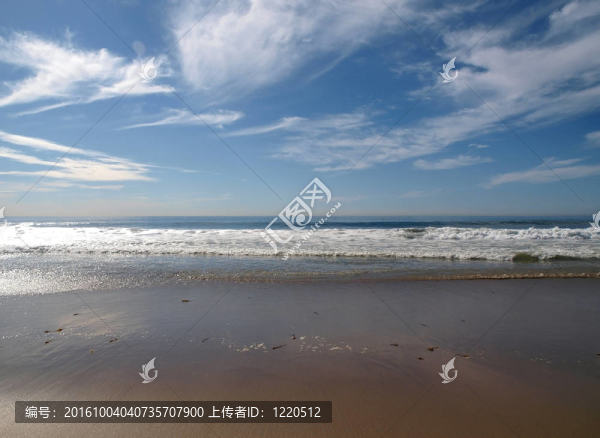 空蕩蕩的海灘