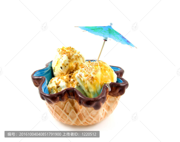 彩碗里的夏天冰淇淋