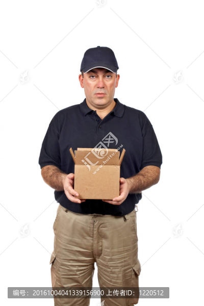 快遞拿著一個打開盒子