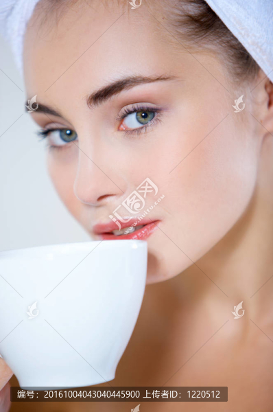 可愛的少女