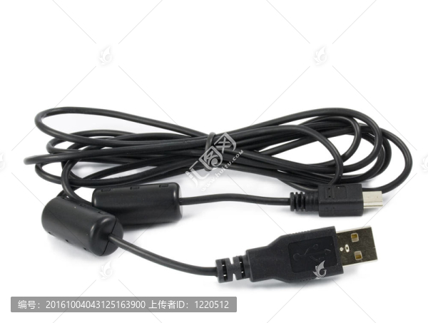 孤立的黑色的USB電纜