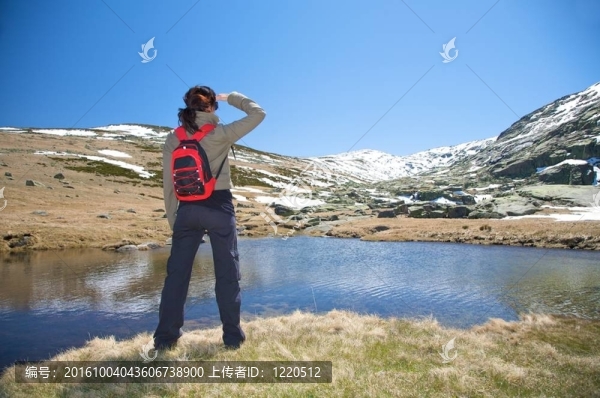看雪山