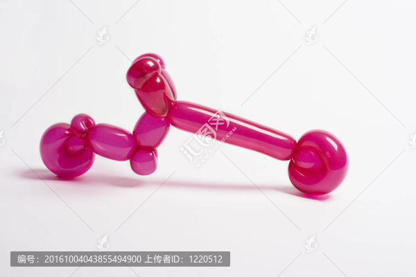 粉紅色的氣球的自行車