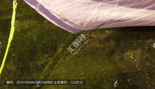 小船