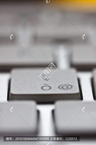 電腦鍵盤
