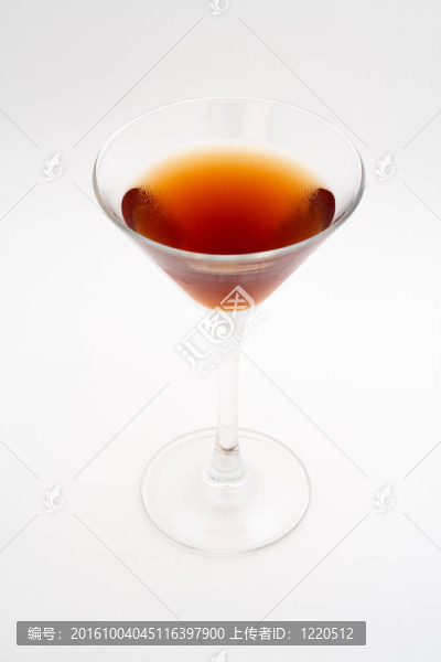 紅色的雞尾酒